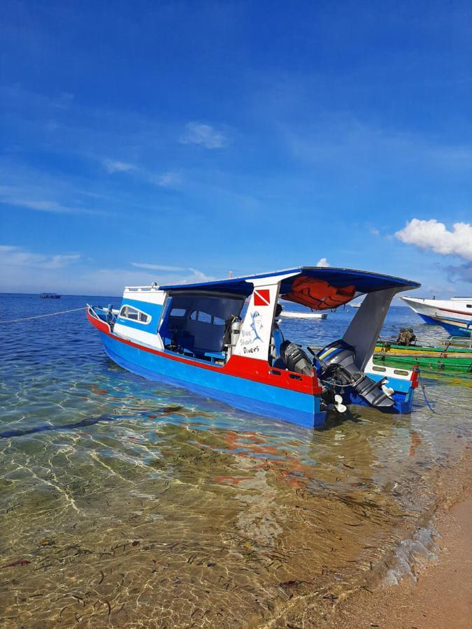 Blue Shark Divers Bunaken Εξωτερικό φωτογραφία