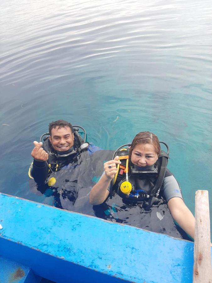 Blue Shark Divers Bunaken Εξωτερικό φωτογραφία