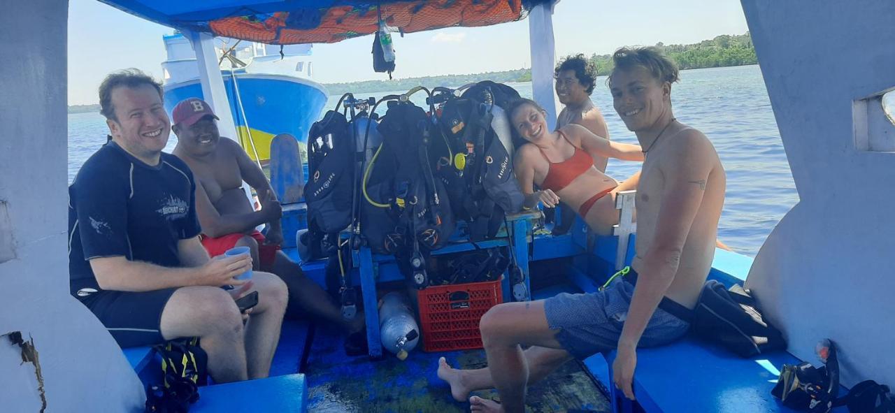 Blue Shark Divers Bunaken Εξωτερικό φωτογραφία