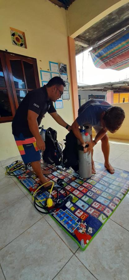 Blue Shark Divers Bunaken Εξωτερικό φωτογραφία